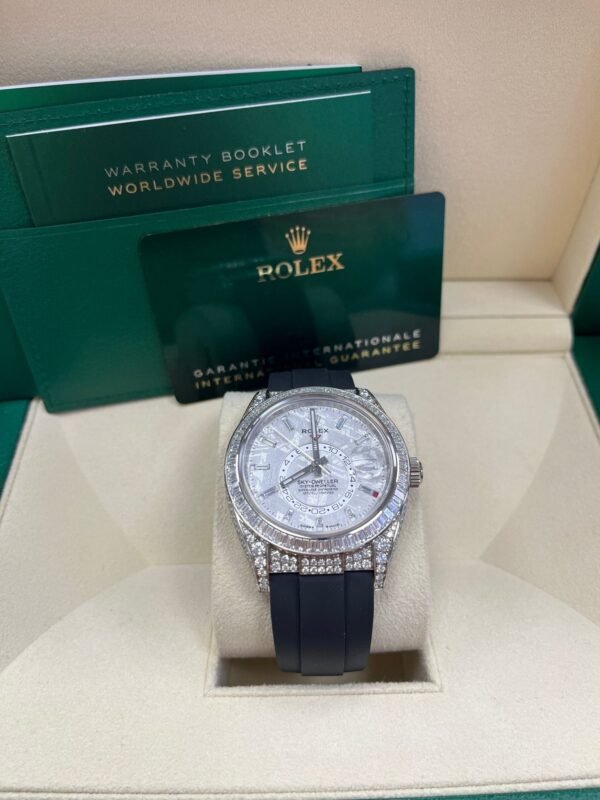 rolex-sky-dweller-meteorite-diamonds-baguette-dial-factory-diamonds-336259tbr-536774.jpg Rolex Sky-Dweller Meteorite Diamonds Baguette Dial Factory Diamonds 336259TBR
